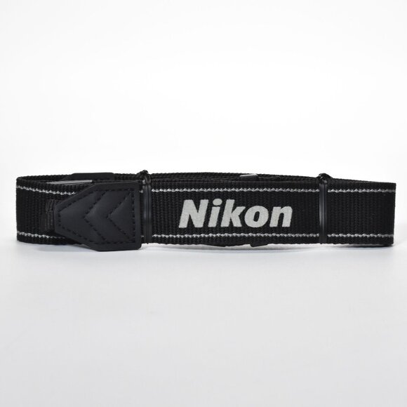 Nikon COOLPIX L330 Digital Camera 20.2MP 26x Optical Zoom HD Video 32GB SD MINT - Picture 14 of 16